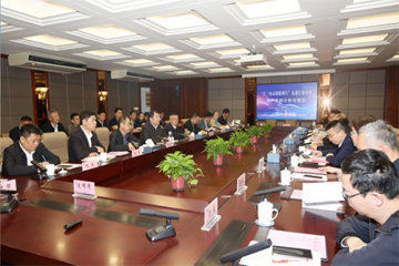 招才引智高校行，推动城市人才双向奔赴 ——我司应邀参加市人社“招才引智江南大学高校行”活动 